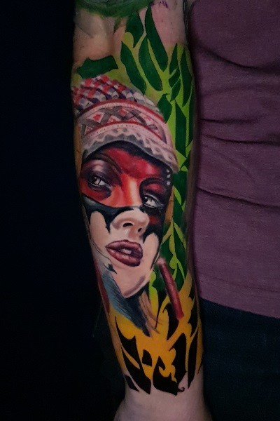 татуировка цветная на руке в Новосибирске